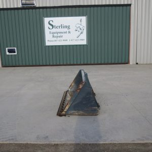 Gehl 74" Bucket (Stk 3900)