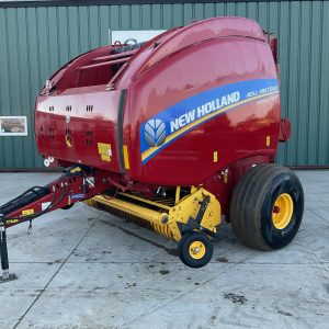 2014 New Holland RB560 Baler