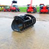 Manitou 73" 1.35 Cu. Yd. Grapple Bucket (Stk# 5691) - Image 6