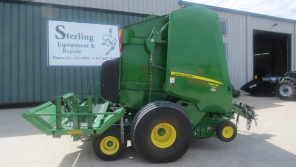 2018 John Deere 560M Silage Round Baler (Stk# 6318)