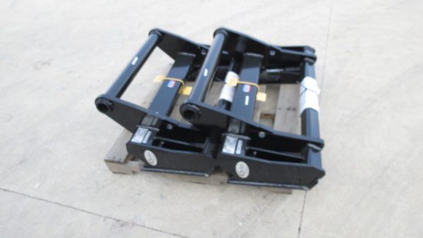 Manitou Adaptor (Stk# 6324/6326/6327)