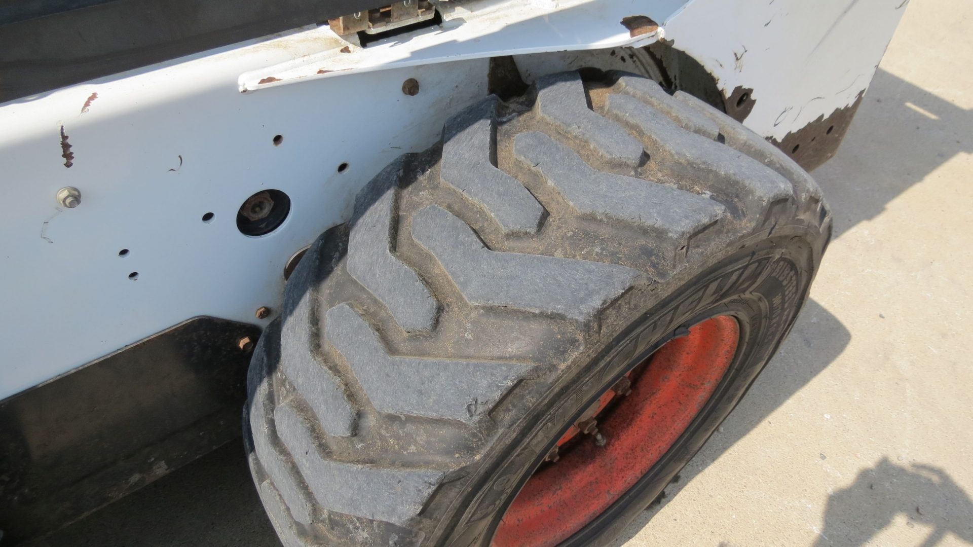 2011 Bobcat S205 Skid Loader (Stk# 6850) - Image 5