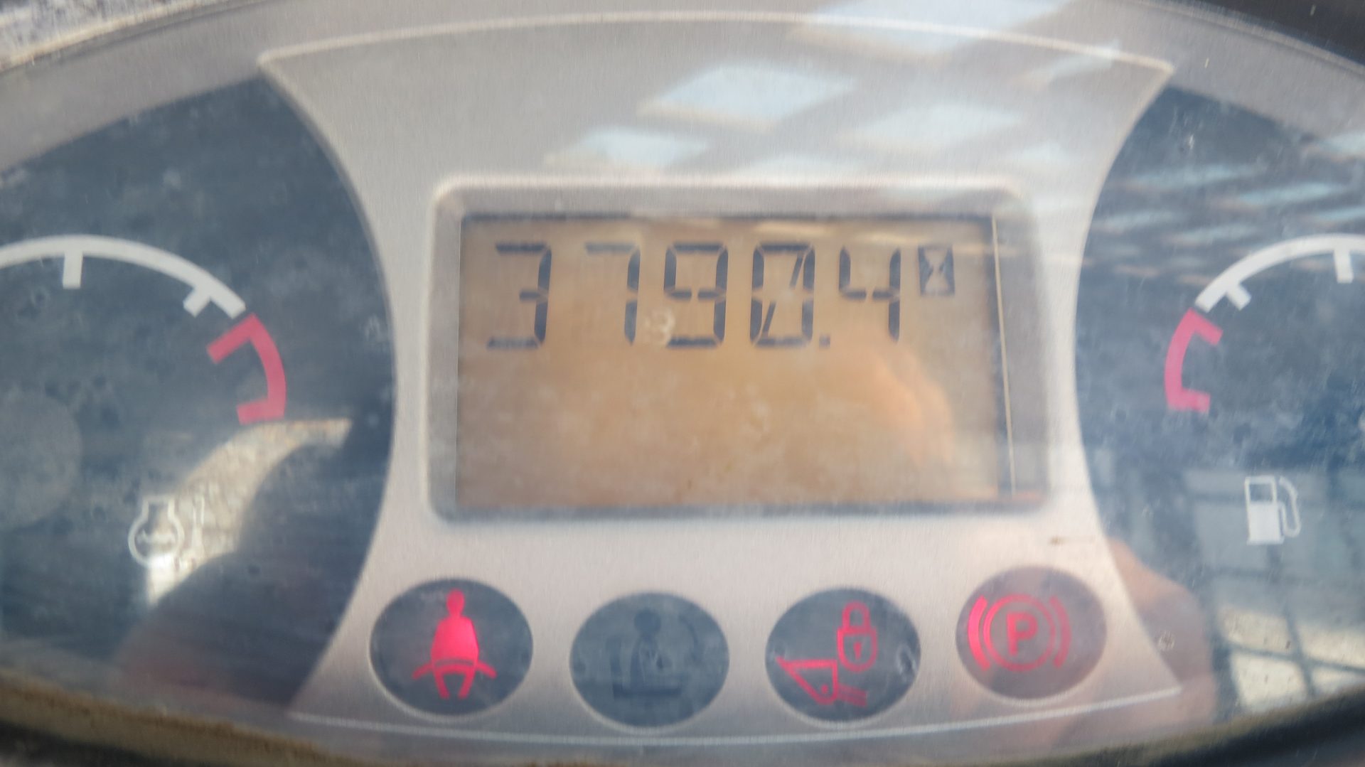 2011 Bobcat S205 Skid Loader (Stk# 6850) - Image 13