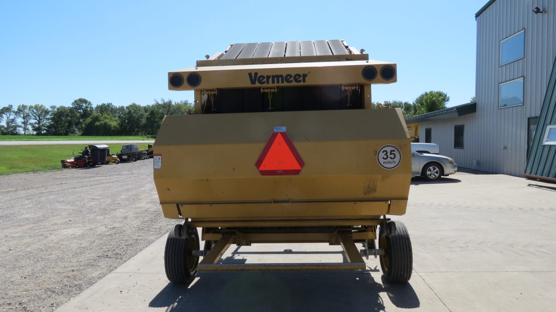 2023 Vermeer Z605N Baler (Stk# 5965) - Image 6