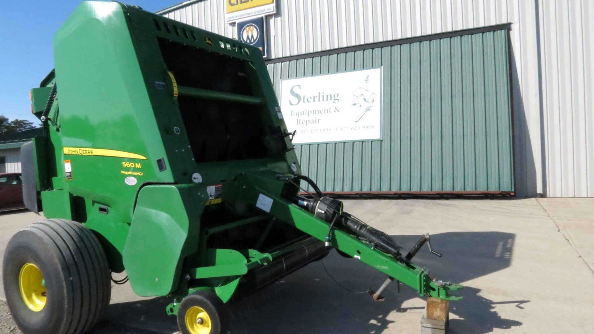 2020 John Deere 560M HC2 Mega Wide Baler (Stk# 6869) - Image 4