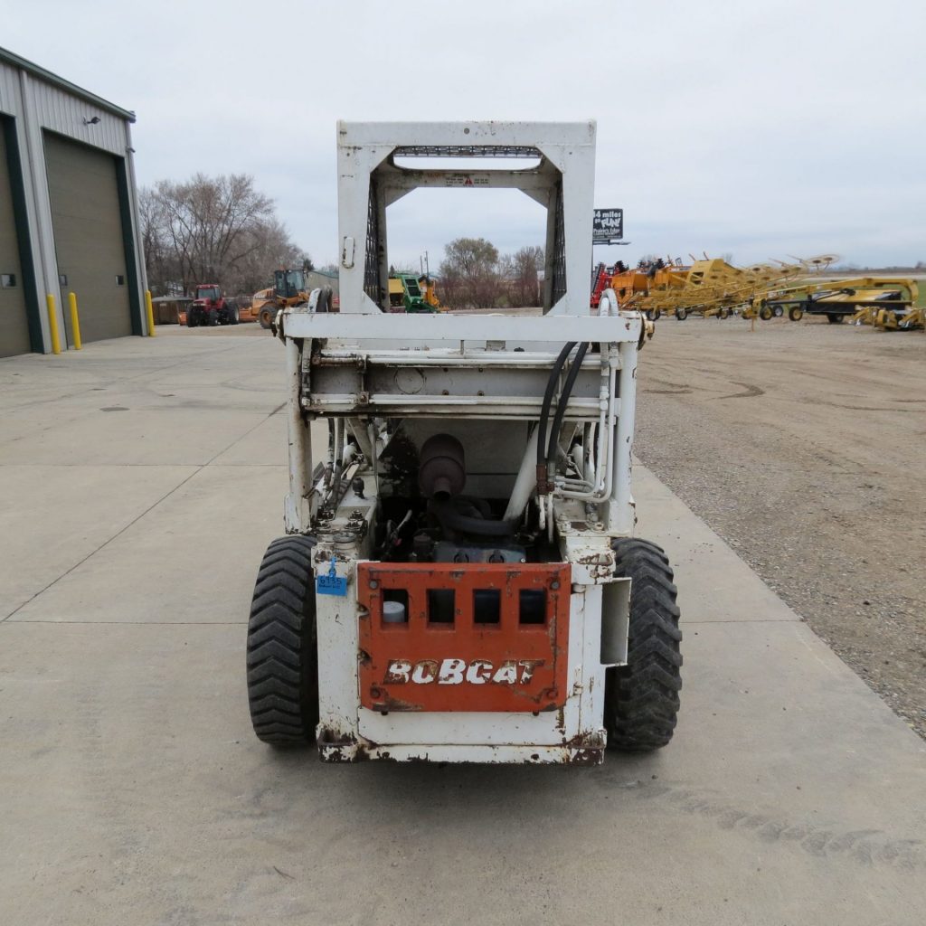 Bobcat 610 Skid Loader (Stk# 6935) - Image 24