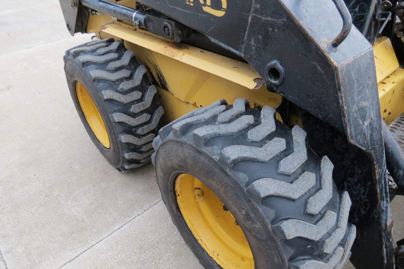 1996 New Holland LX565 Skid Loader (Stk# 7011) - Image 10