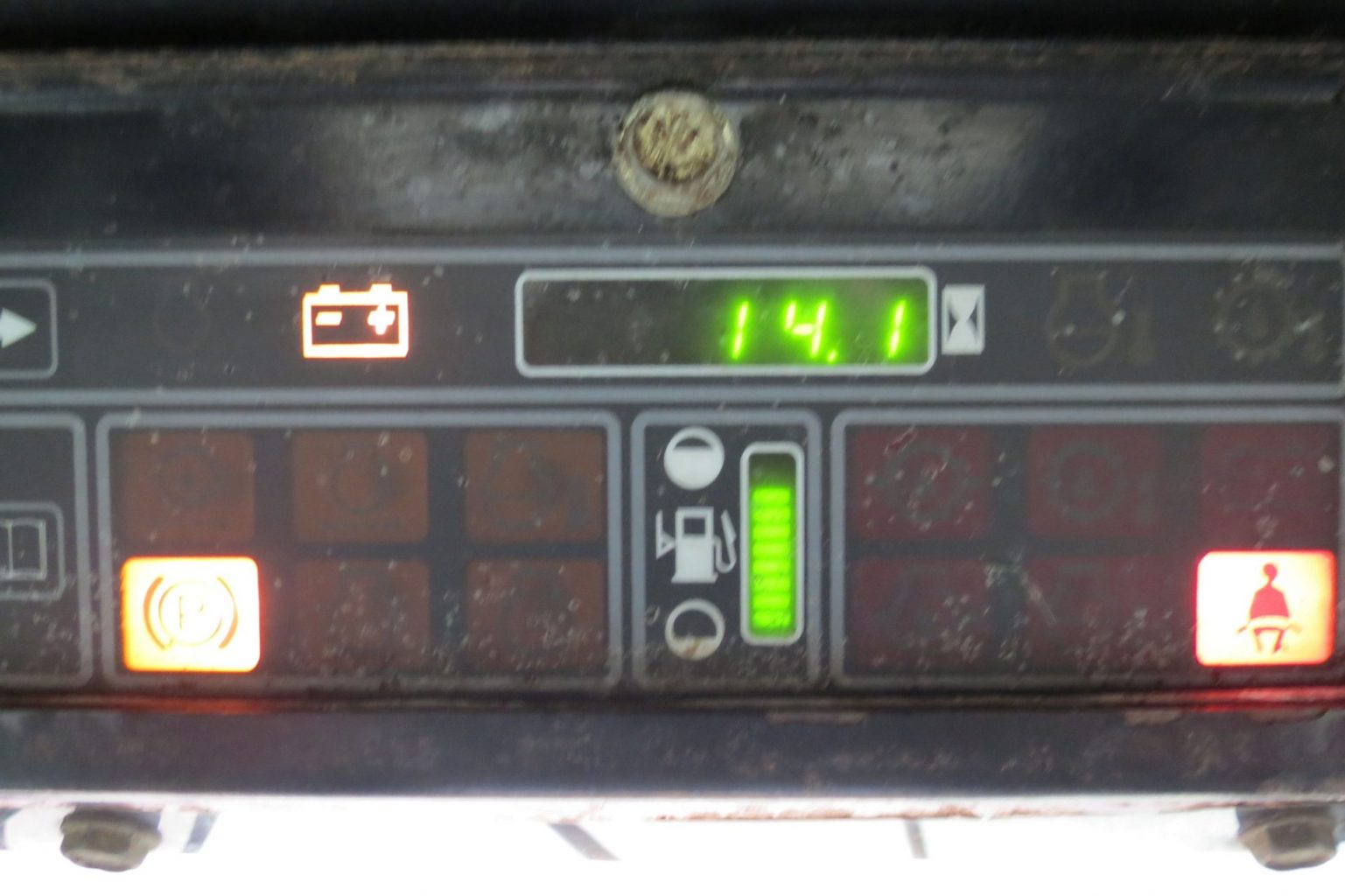 1996 New Holland LX565 Skid Loader (Stk# 7011) - Image 14