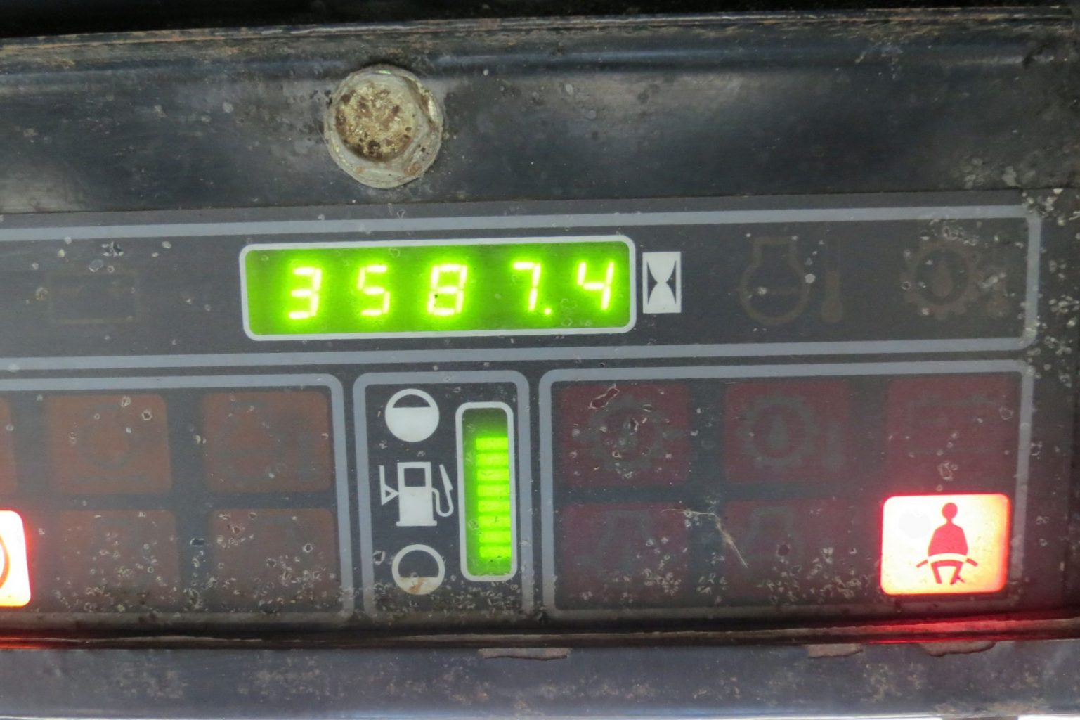 1996 New Holland LX565 Skid Loader (Stk# 7011) - Image 15