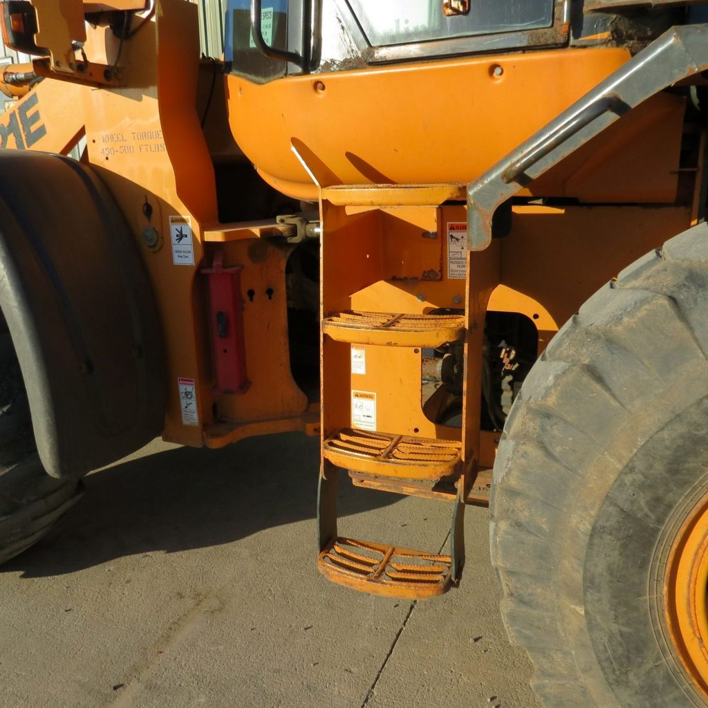 2010 Case 621E Payloader (Stk# 6955) - Image 25