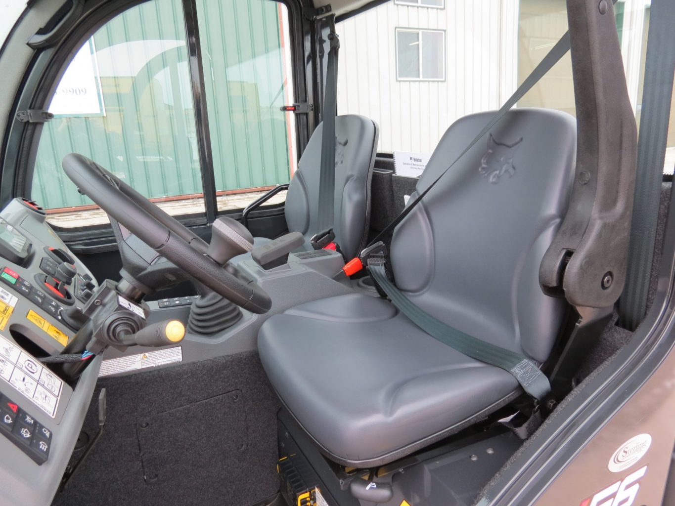 2026 Bobcat UW56 Toolcat (Stk# 7049) - Image 10