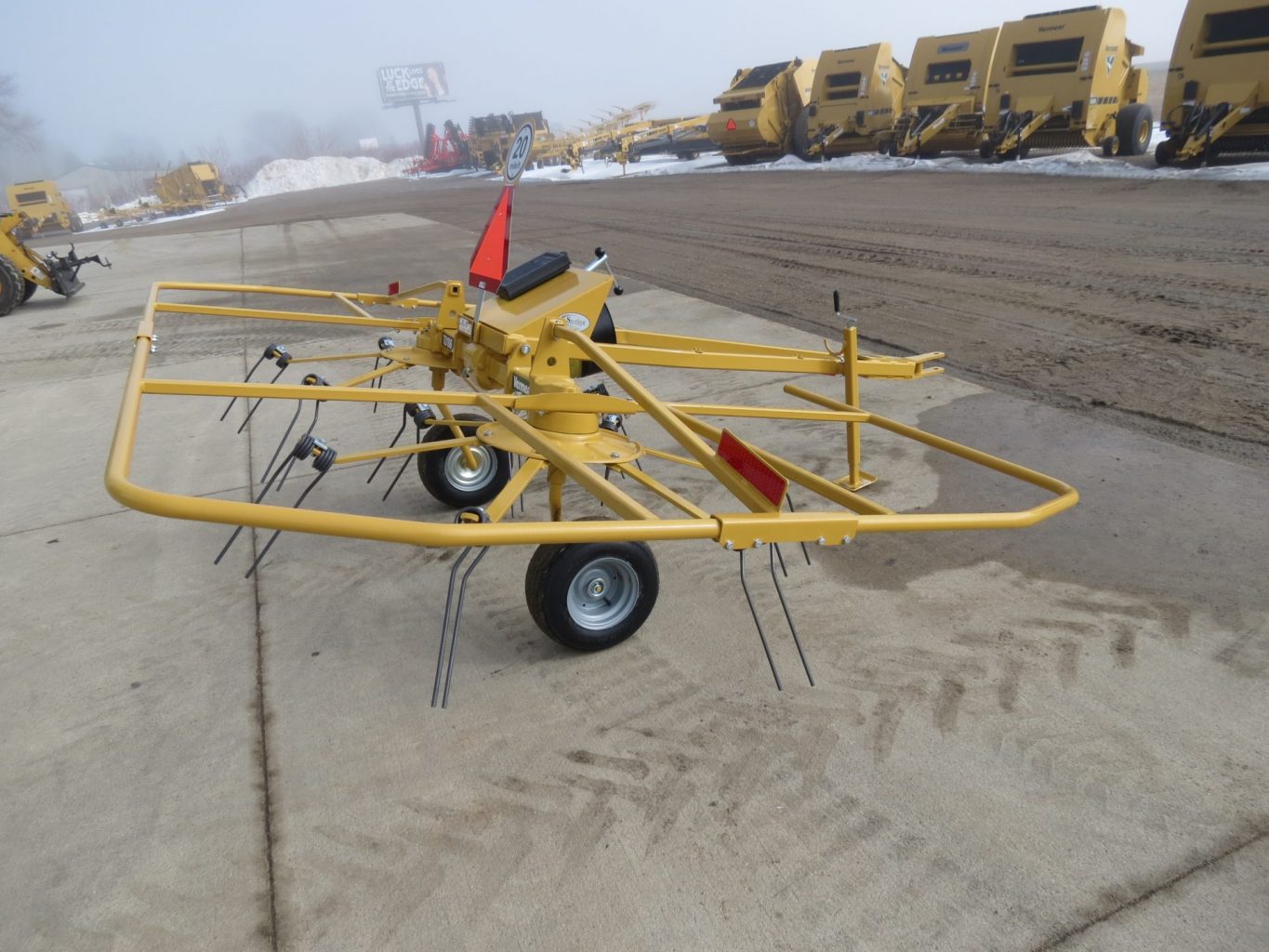 Vermeer TD100 Tedder (7086) - Image 5