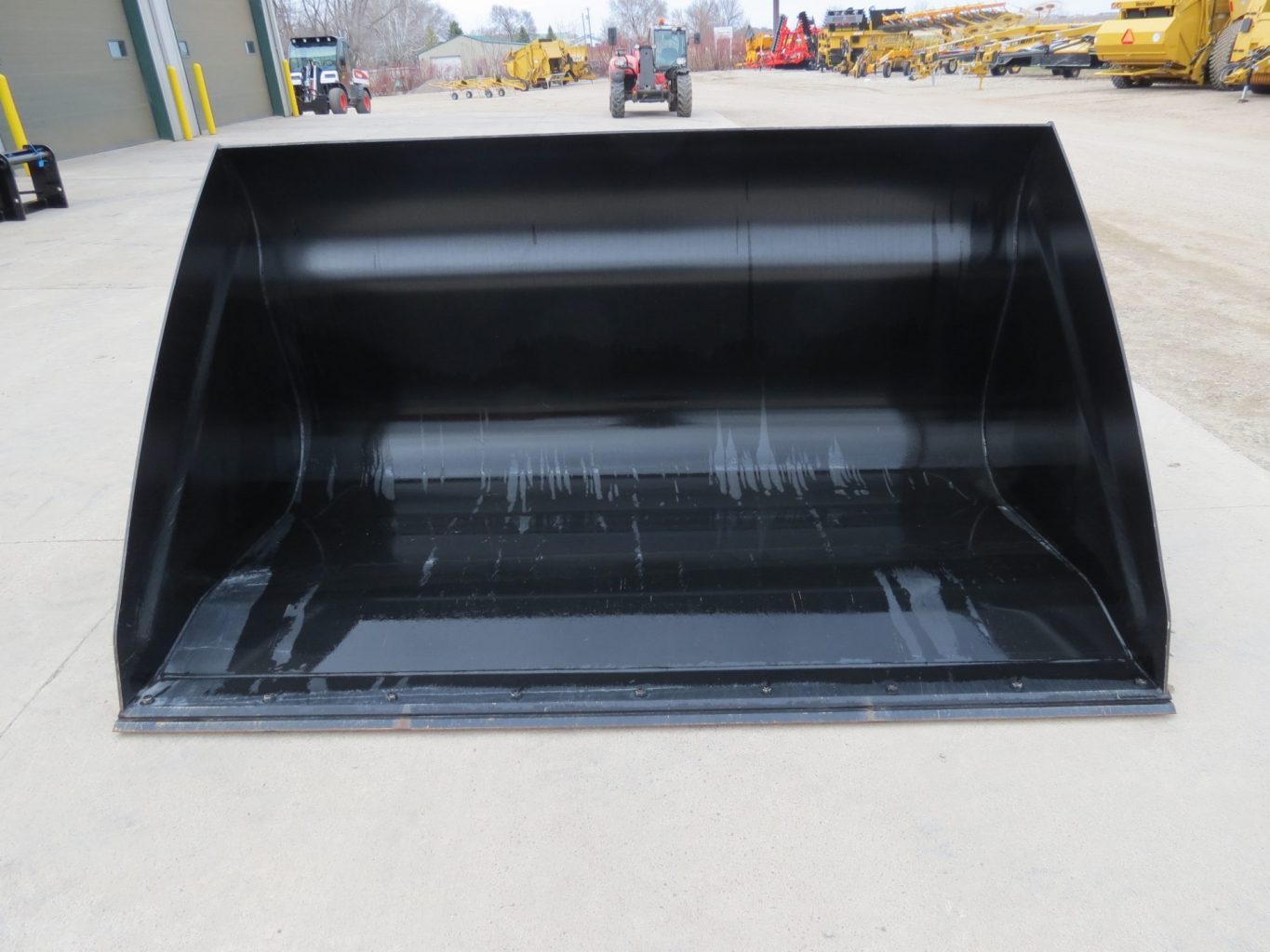 96" Manitou Ag Bucket (Stk# 5818) - Image 4