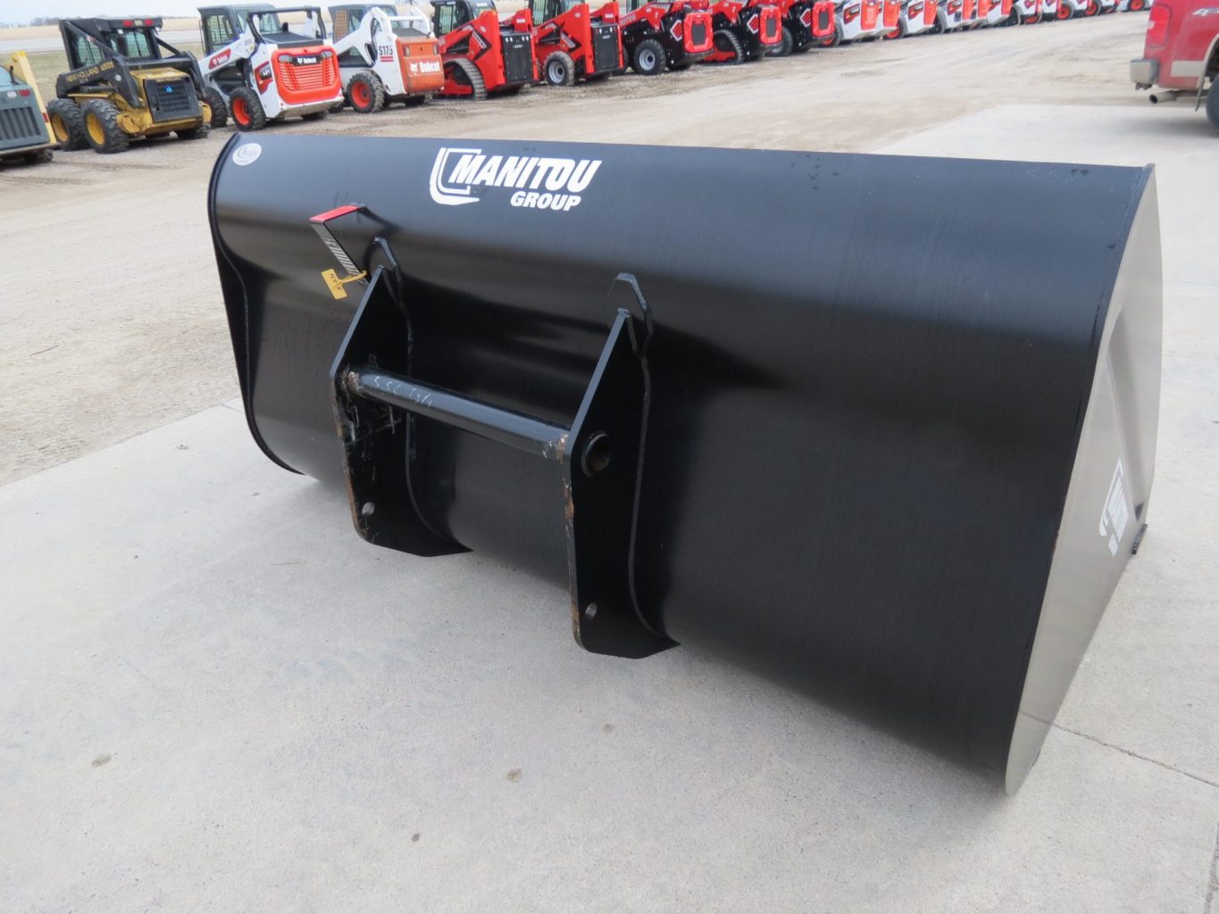 96" Manitou Ag Bucket (Stk# 5818) - Image 8