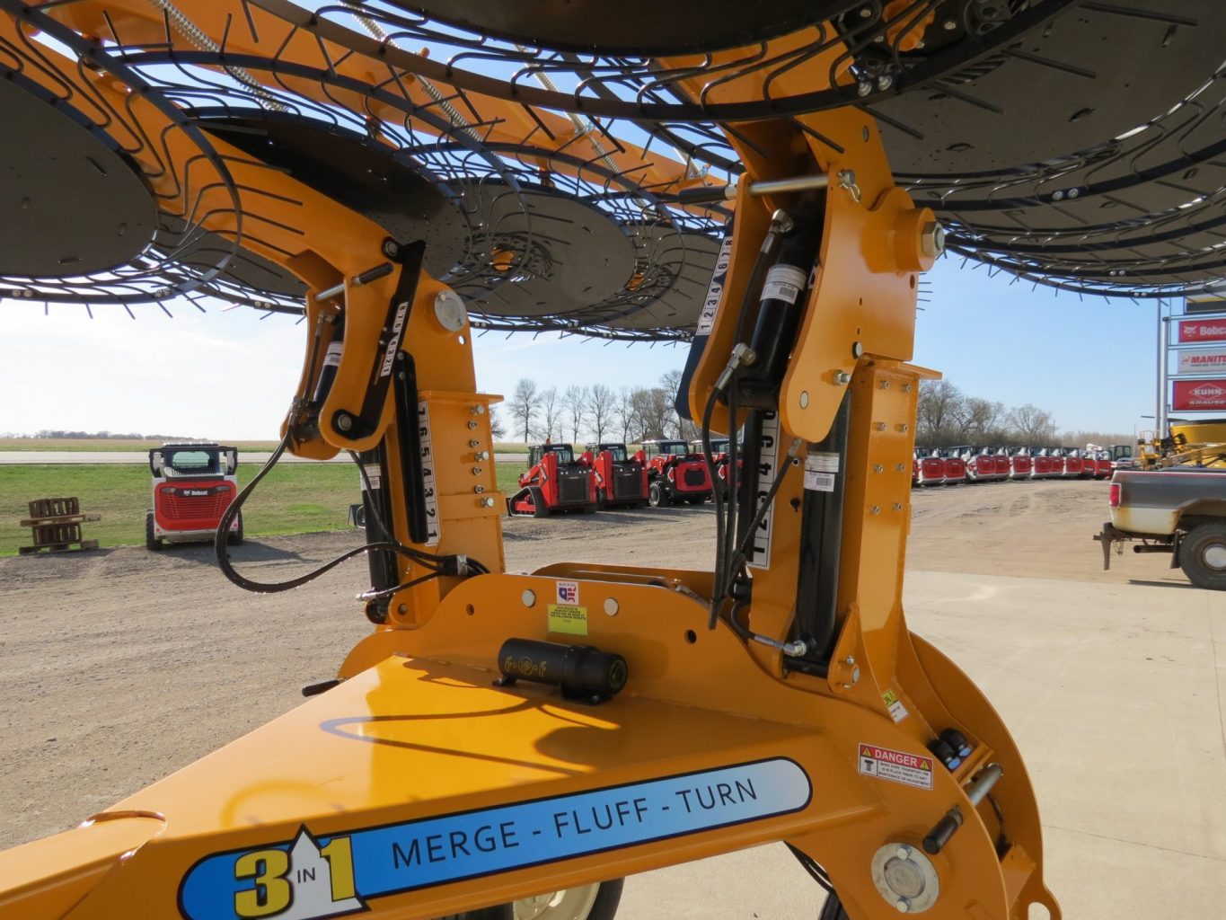 Fair 1700 High Capacity Hay Rake (Stk# 6855) - Image 12