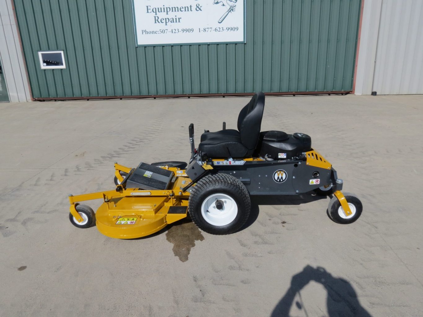 2026 Walker R22x Lawn Mower (Stk# 7081)