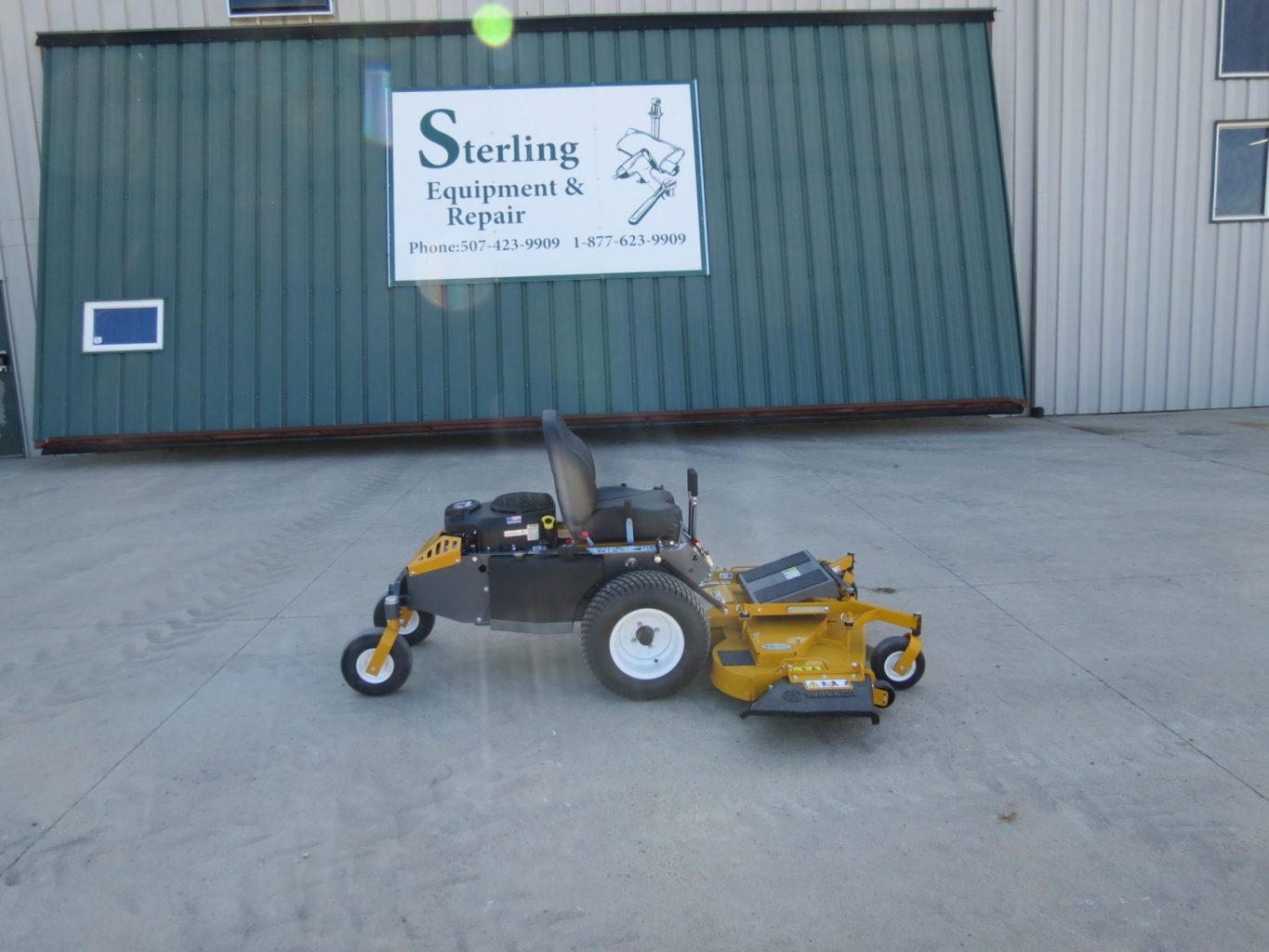 2026 Walker R22x Lawn Mower (Stk# 7082)