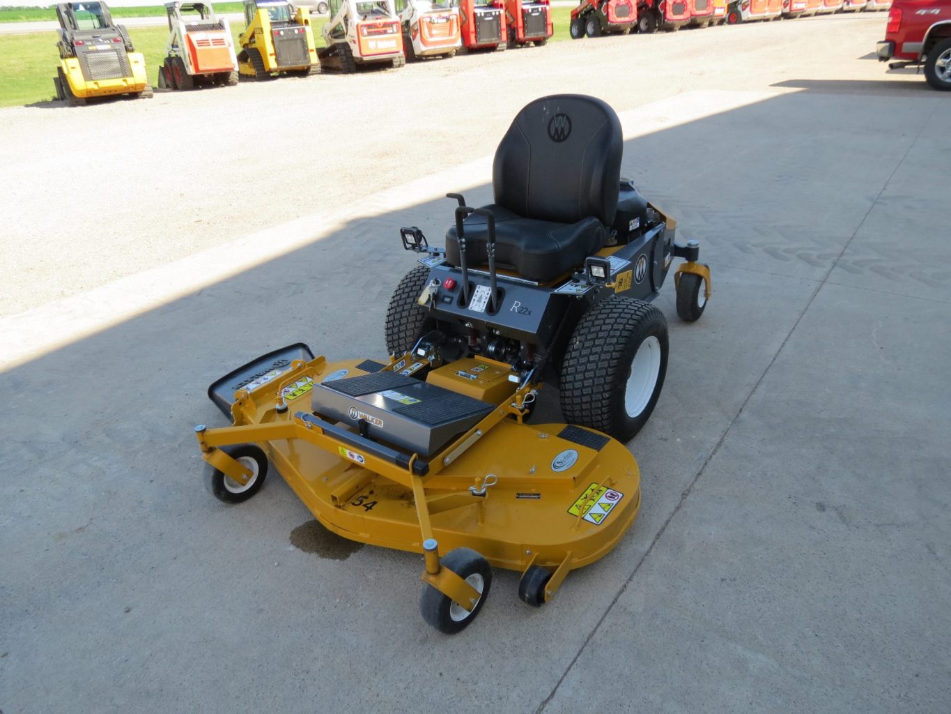 2026 Walker R22x Lawn Mower (Stk# 7082) - Image 5
