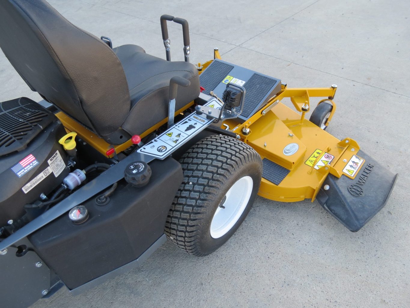 2026 Walker R22x Lawn Mower (Stk# 7082) - Image 9