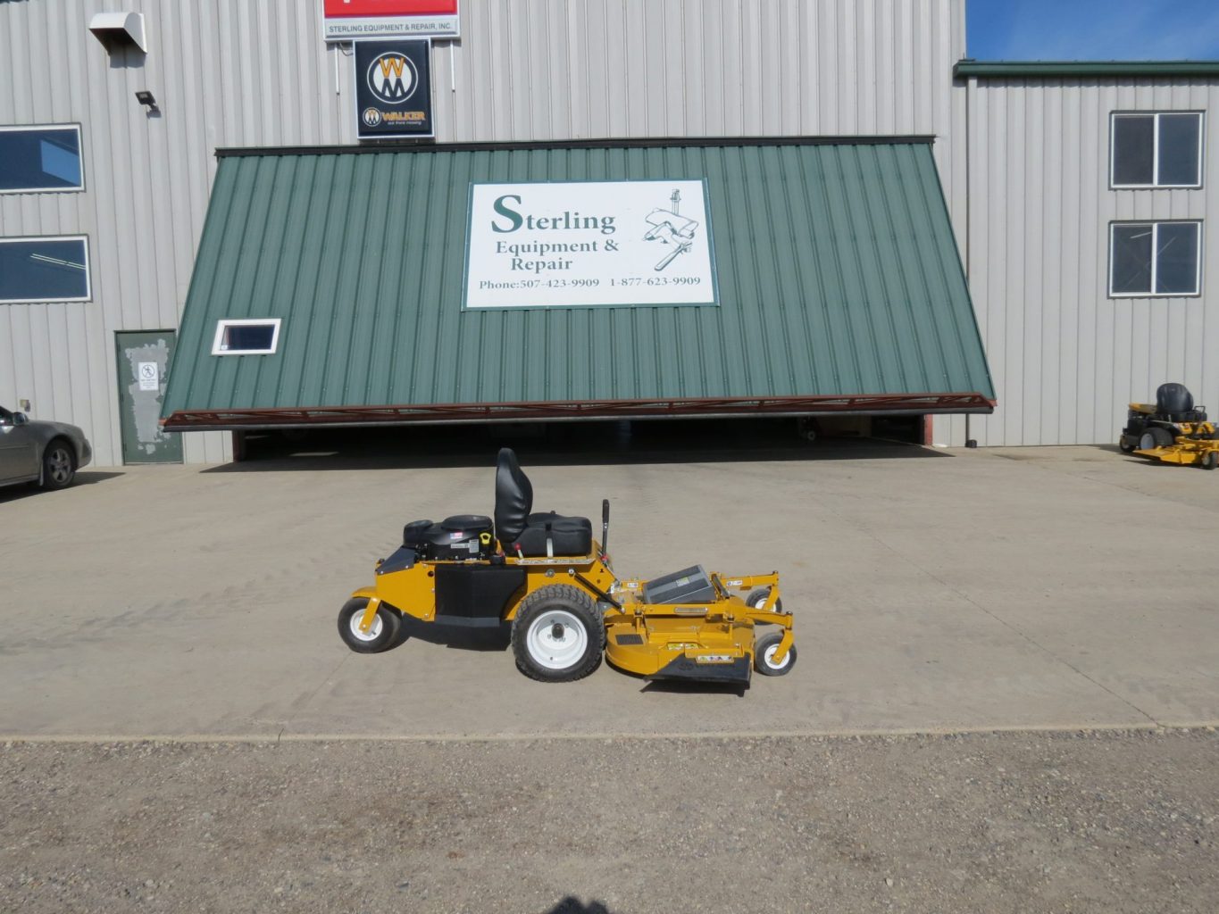 2026 Walker R22 Lawn Mower (Stk# 7080) - Image 2