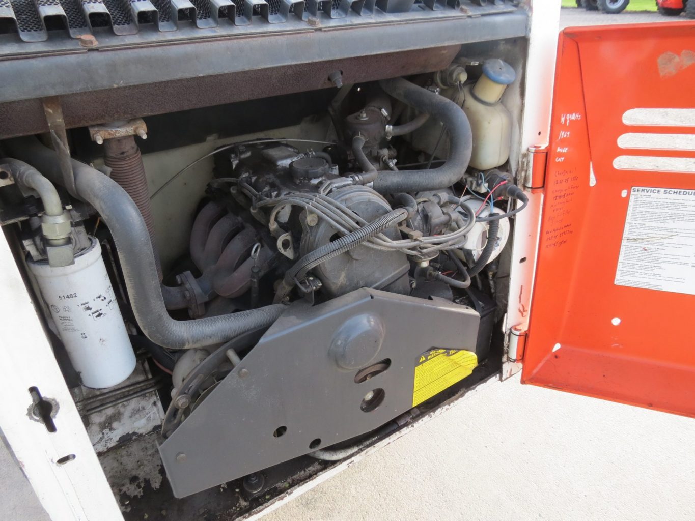 Bobcat 642B Skid Loader (Stk# 7190) - Image 9