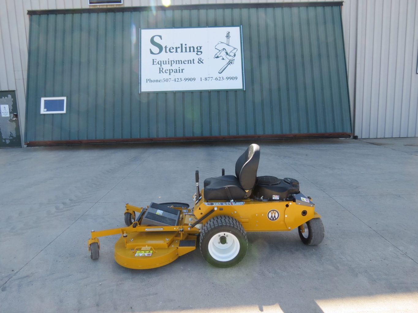 2026 Walker R22 Lawn Mower (Stk# 7151)