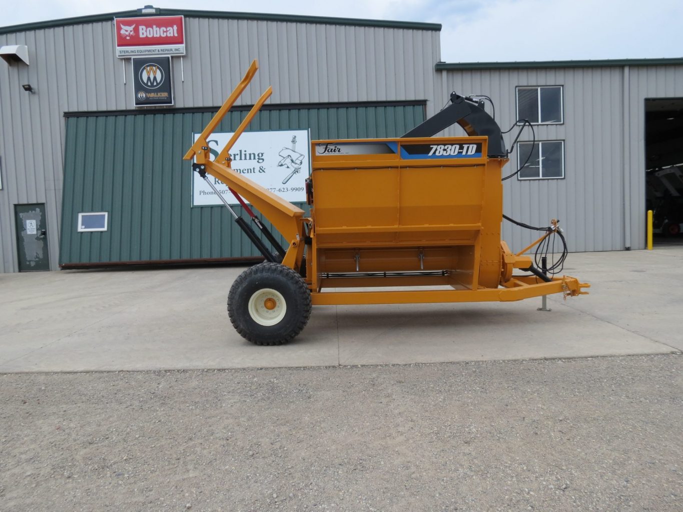 2026 Fair Mfg 7830TD Bale Processor (Stk# 7123)