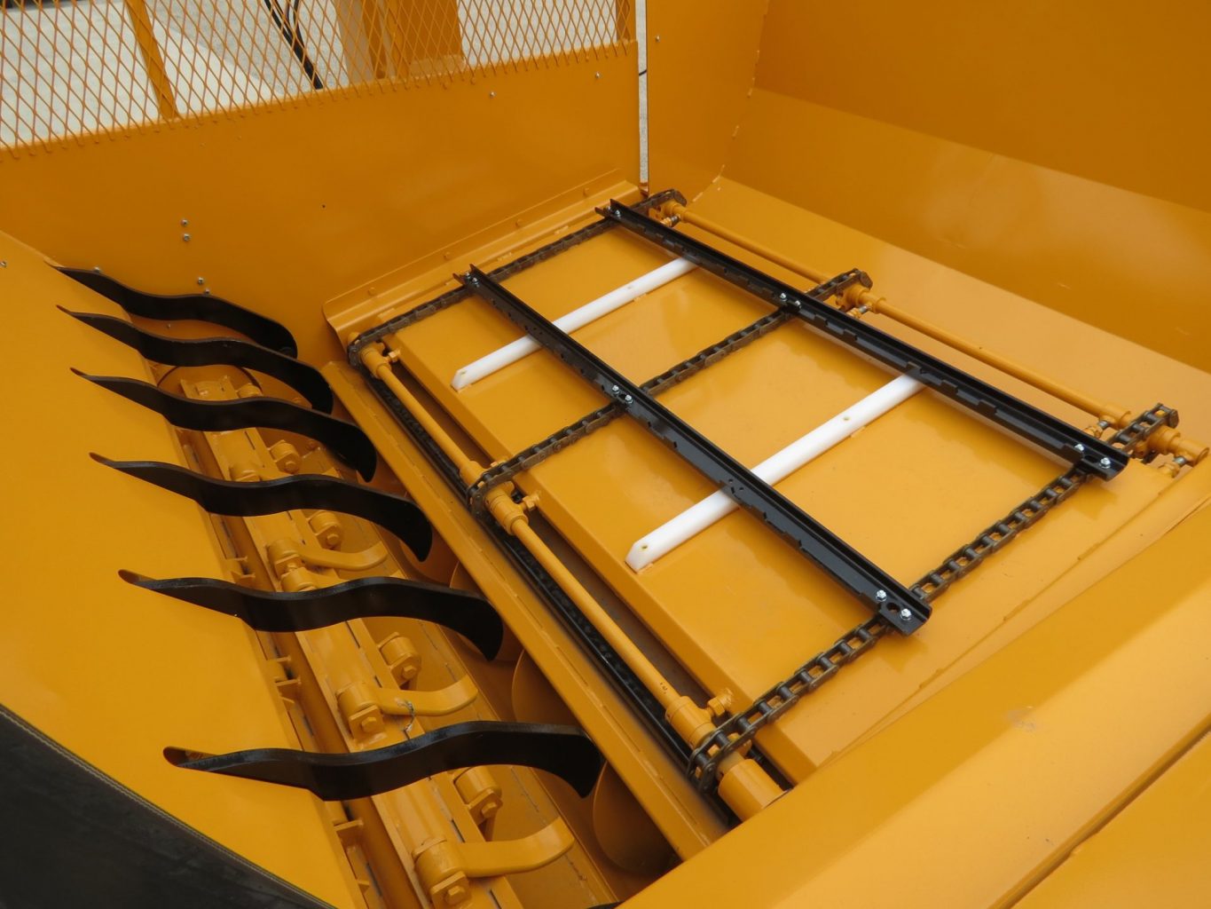 2026 Fair Mfg 7830TD Bale Processor (Stk# 7123) - Image 12