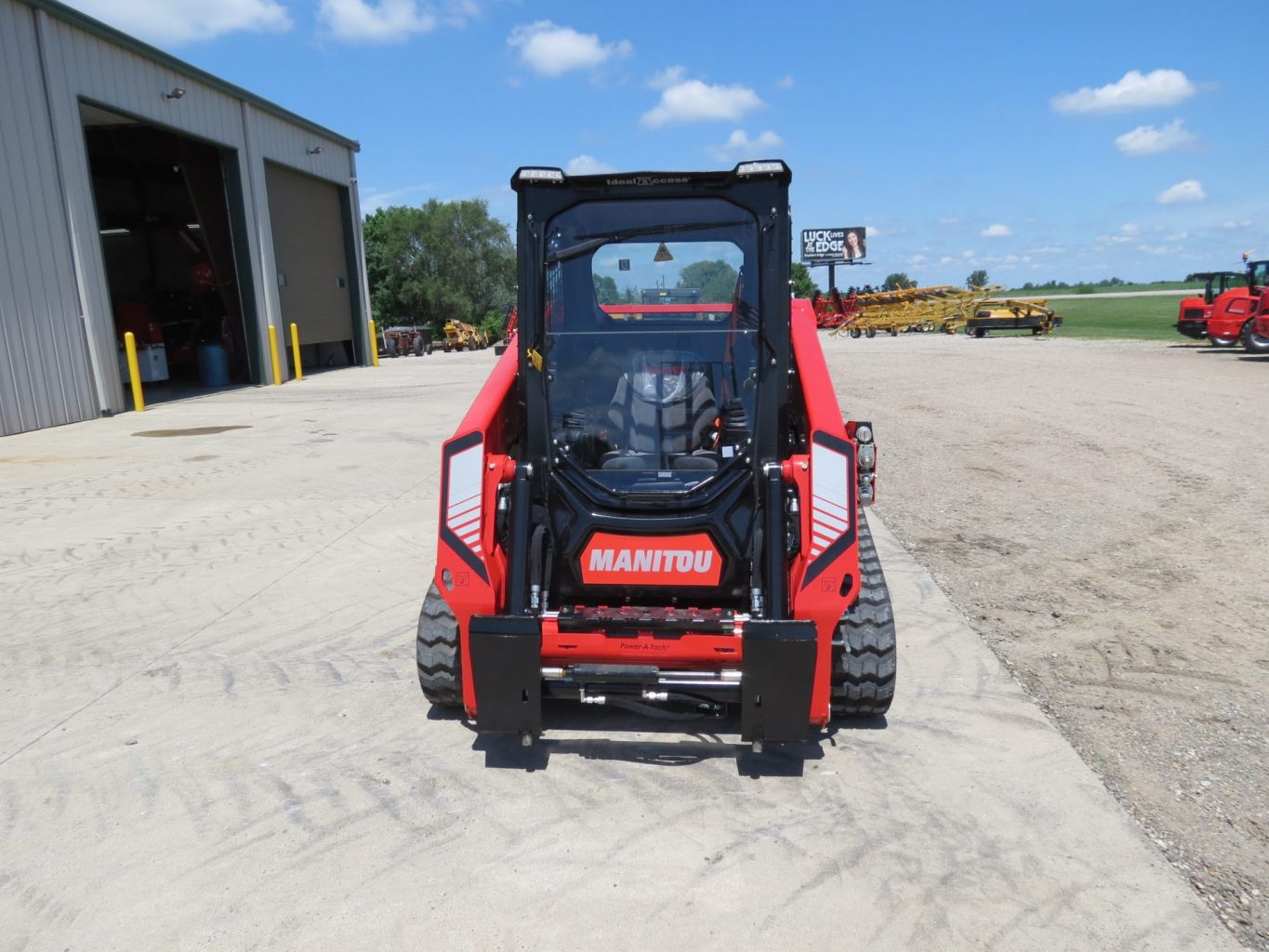 2026 Manitou 2300VT Track Loader (Stk# 7200) - Image 7