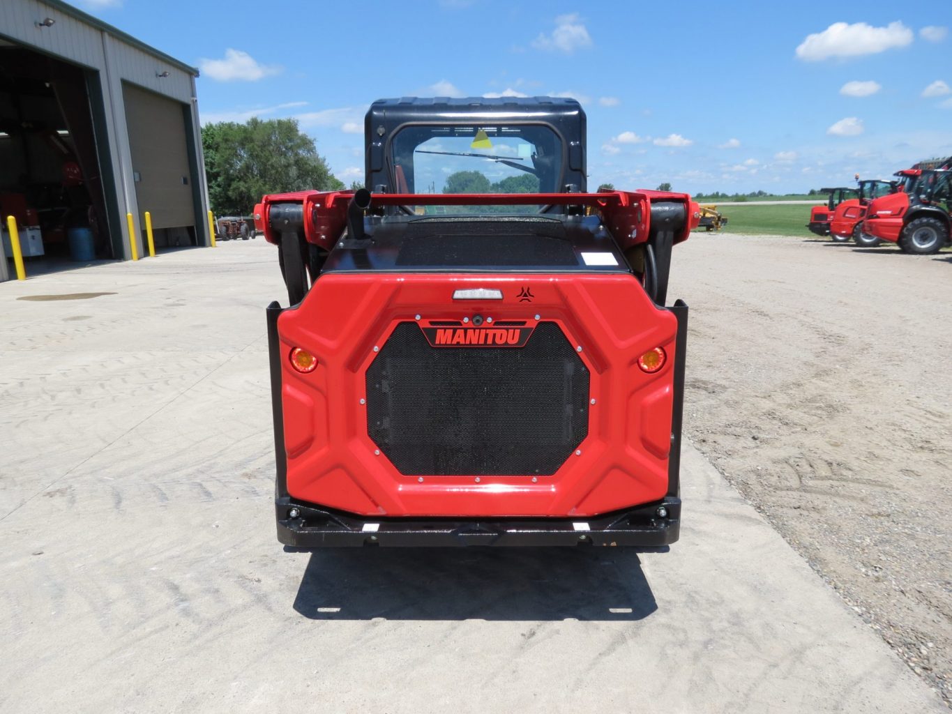 2026 Manitou 2300VT Track Loader (Stk# 7200) - Image 16