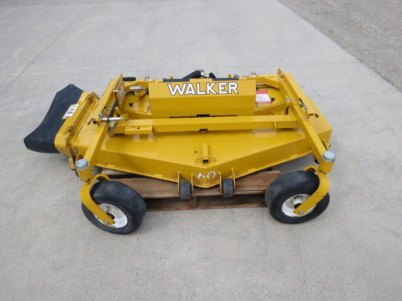 2016 Walker DS60-3 Lawn Mower Deck (Stk# 7211) - Image 2