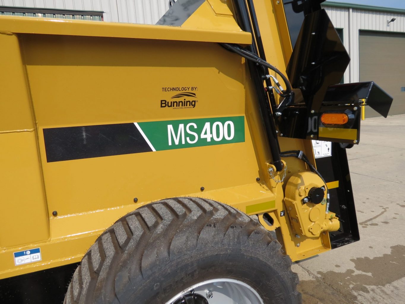 2026 Vermeer MS400 Manure Spreader (Stk# 6896) - Image 4