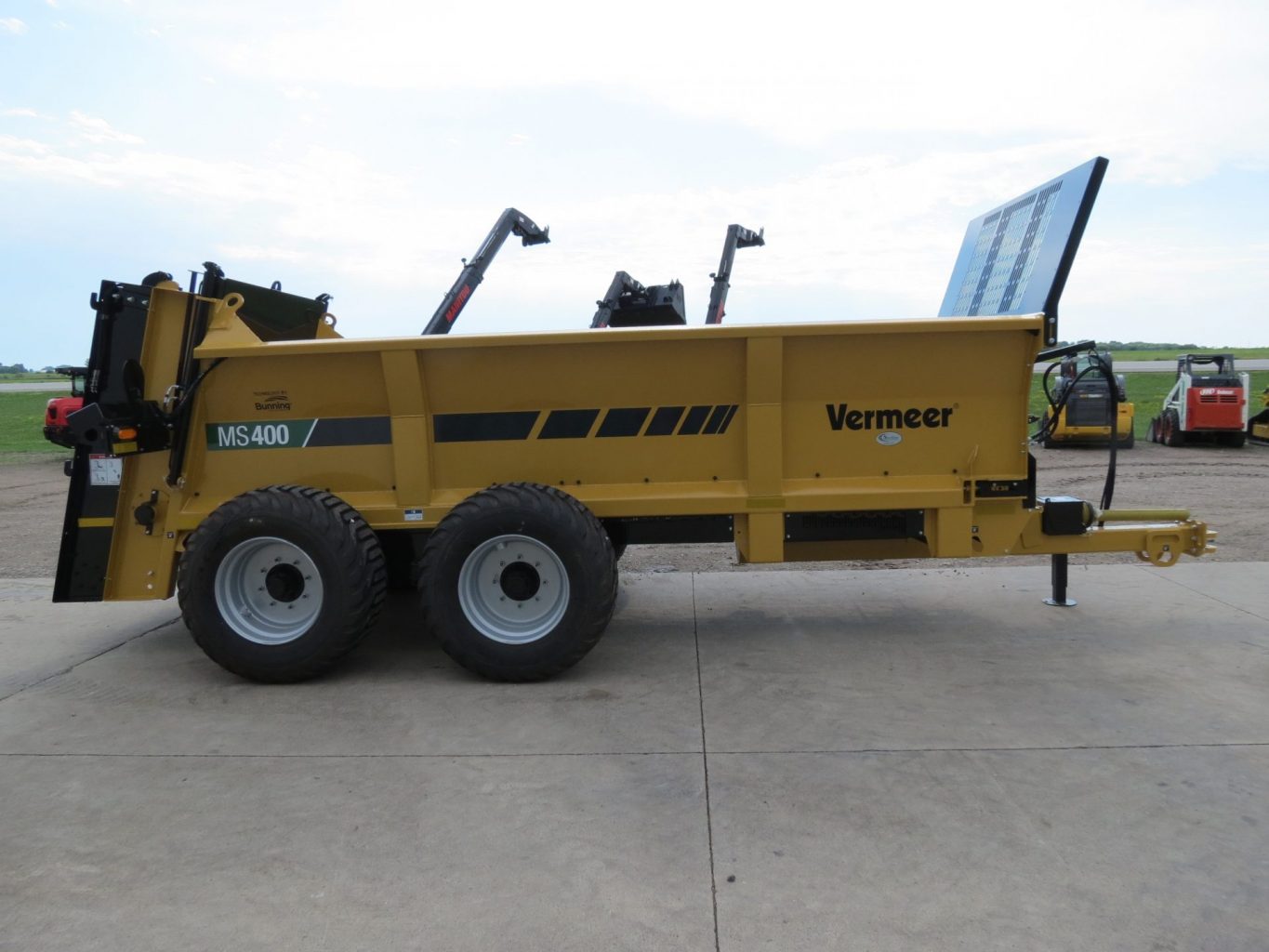 2026 Vermeer MS400 Manure Spreader (Stk# 6896) - Image 12